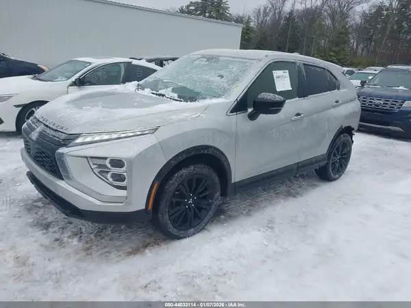 JA4ATVAA4RZ060320 2024 MITSUBISHI ECLIPSE CROSS - Image 2