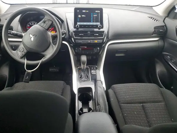 JA4ATVAA4SZ011429 2025 MITSUBISHI ECLIPSE CROSS - Image 8