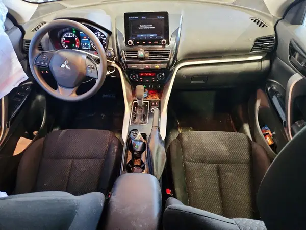 JA4ATVAA5PZ001712 2023 MITSUBISHI ECLIPSE CROSS - Image 8