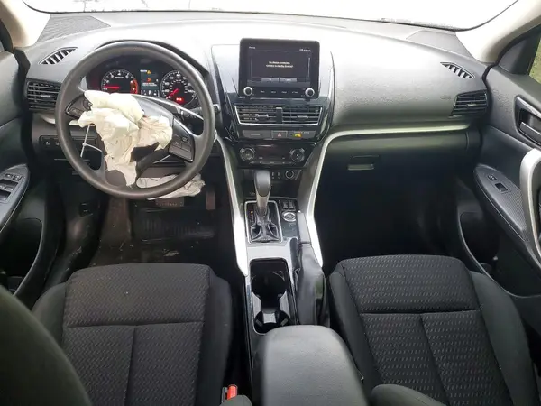 JA4ATVAA5PZ037805 2023 MITSUBISHI ECLIPSE CROSS - Image 8