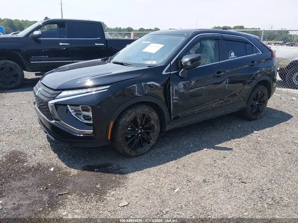 JA4ATVAA5SZ010077 2025 MITSUBISHI ECLIPSE CROSS - Image 2