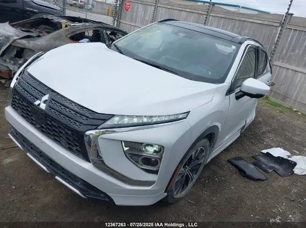 JA4ATVAA6NZ600888 2022 MITSUBISHI ECLIPSE CROSS - Image 2