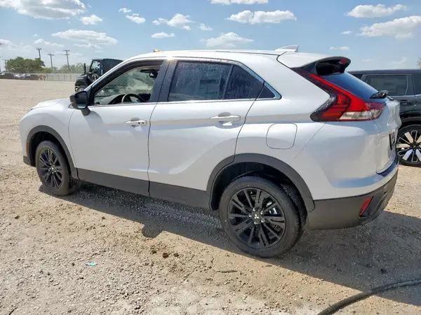 JA4ATVAA6SZ005406 2025 MITSUBISHI ECLIPSE CROSS - Image 2