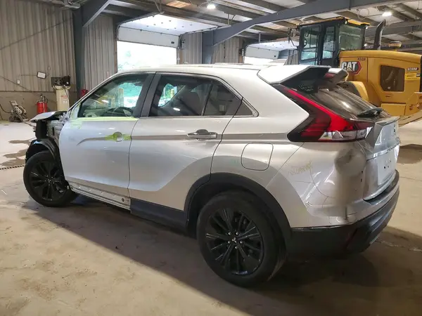 JA4ATVAA7NZ054571 2022 MITSUBISHI ECLIPSE CROSS - Image 2