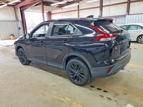 JA4ATVAA7PZ003395 2023 MITSUBISHI ECLIPSE CROSS - Image 2