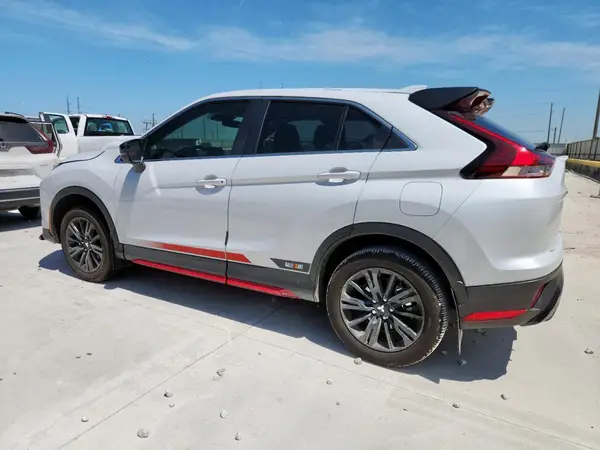 JA4ATVAA7PZ037935 2023 MITSUBISHI ECLIPSE CROSS - Image 2