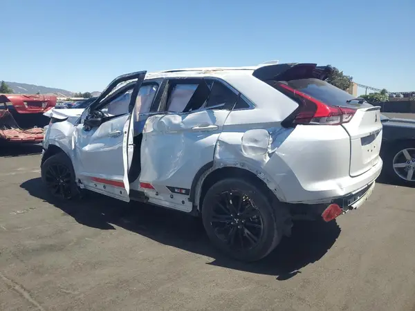 JA4ATVAA7PZ038454 2023 MITSUBISHI ECLIPSE CROSS - Image 2