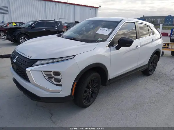 JA4ATVAA7PZ054640 2023 MITSUBISHI ECLIPSE CROSS - Image 2