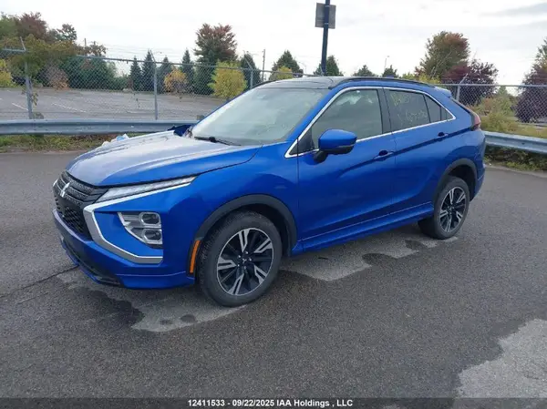 JA4ATVAA7PZ605990 2023 MITSUBISHI ECLIPSE CROSS - Image 2