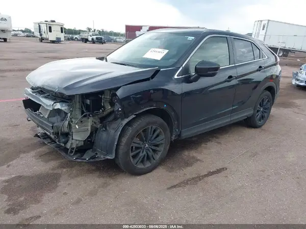 JA4ATVAA7RZ003061 2024 MITSUBISHI ECLIPSE CROSS - Image 2