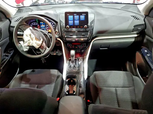 JA4ATVAA7RZ022855 2024 MITSUBISHI ECLIPSE CROSS - Image 8