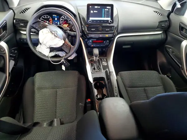 JA4ATVAA7SZ008797 2025 MITSUBISHI ECLIPSE CROSS - Image 8