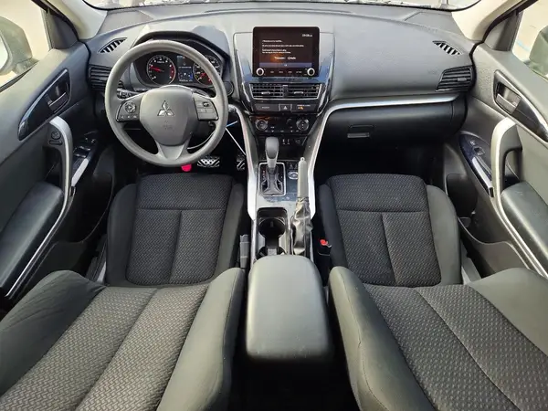 JA4ATVAA8NZ042154 2022 MITSUBISHI ECLIPSE CROSS - Image 8