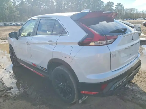 JA4ATVAA8PZ037698 2023 MITSUBISHI ECLIPSE CROSS - Image 2
