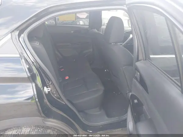 JA4ATVAA8PZ052945 2023 MITSUBISHI ECLIPSE CROSS - Image 8
