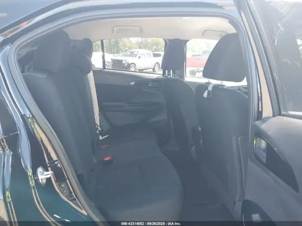 JA4ATVAA8SZ009568 2025 MITSUBISHI ECLIPSE CROSS - Image 8