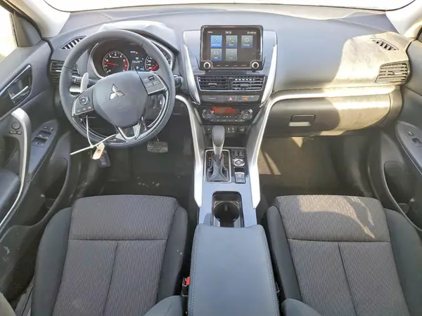 JA4ATVAA8SZ606221 2025 MITSUBISHI ECLIPSE CROSS - Image 8