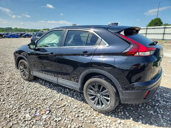 JA4ATVAA9PZ000336 2023 MITSUBISHI ECLIPSE CROSS - Image 2