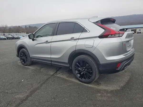 JA4ATVAA9PZ028461 2023 MITSUBISHI ECLIPSE CROSS - Image 2