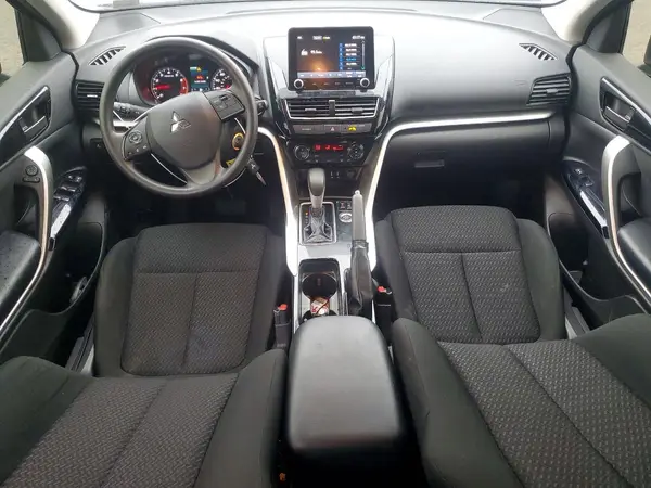 JA4ATVAA9PZ028461 2023 MITSUBISHI ECLIPSE CROSS - Image 8