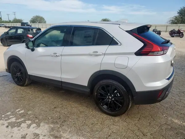 JA4ATVAA9SZ005464 2025 MITSUBISHI ECLIPSE CROSS - Image 2