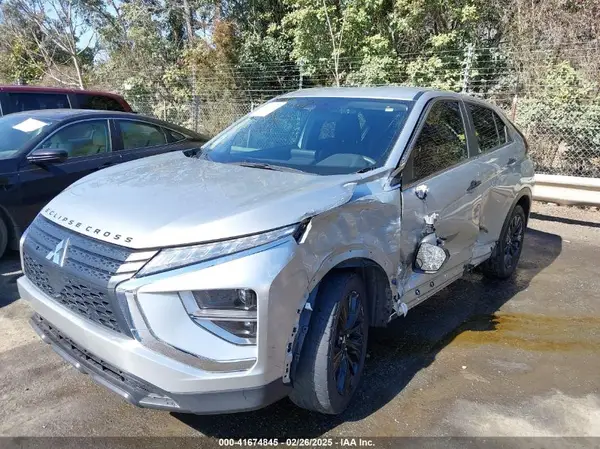 JA4ATVAAXNZ053821 2022 MITSUBISHI ECLIPSE CROSS - Image 2