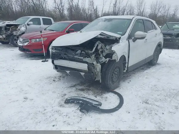 JA4ATVAAXNZ601218 2022 MITSUBISHI ECLIPSE CROSS - Image 2
