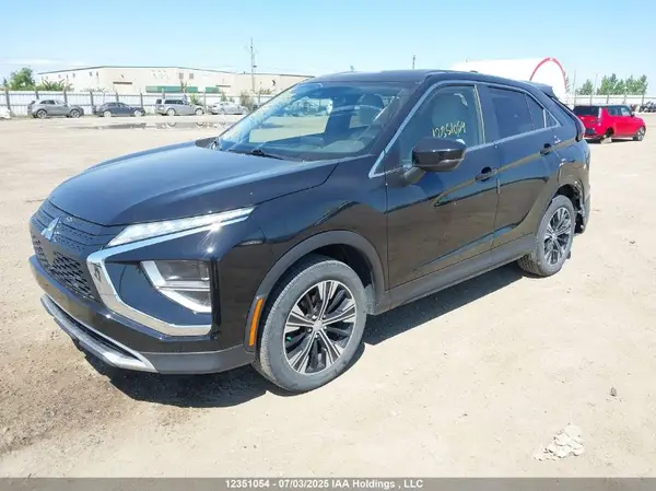 JA4ATVAAXNZ601560 2022 MITSUBISHI ECLIPSE CROSS - Image 2