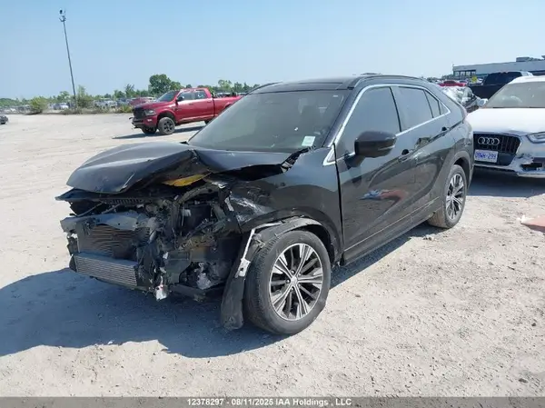 JA4ATVAAXNZ612462 2022 MITSUBISHI ECLIPSE CROSS - Image 2