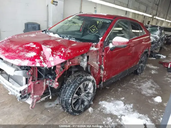 JA4ATVAAXNZ615121 2022 MITSUBISHI ECLIPSE CROSS - Image 2