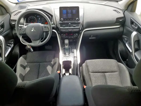 JA4ATVAAXRZ005077 2024 MITSUBISHI ECLIPSE CROSS - Image 8