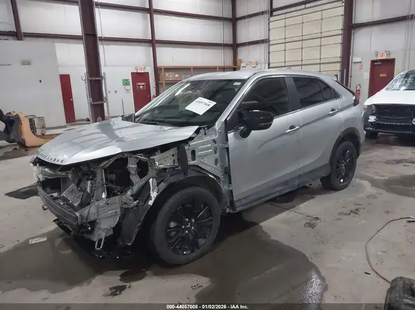 JA4ATVAAXRZ035499 2024 MITSUBISHI ECLIPSE CROSS - Image 2