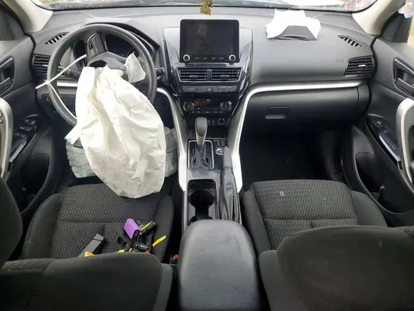 JA4ATVAAXSZ009359 2025 MITSUBISHI ECLIPSE CROSS - Image 8