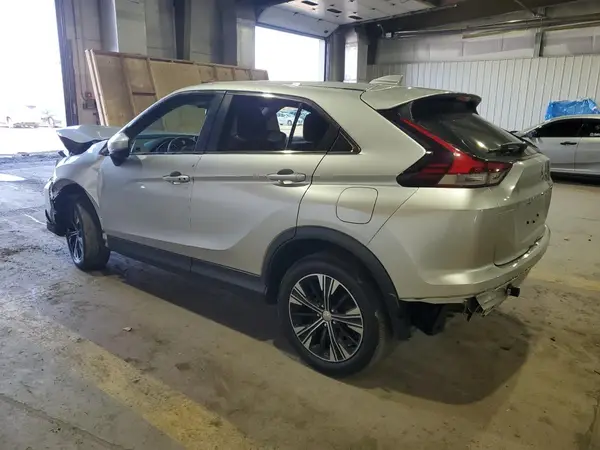JA4ATWAA0NZ000597 2022 MITSUBISHI ECLIPSE CROSS - Image 2