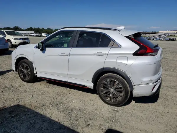 JA4ATWAA0NZ001409 2022 MITSUBISHI ECLIPSE CROSS - Image 2