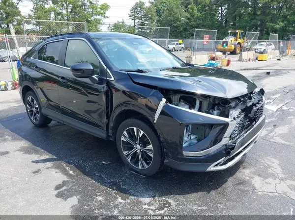 JA4ATWAA0NZ003015 2022 MITSUBISHI ECLIPSE CROSS - Image 1