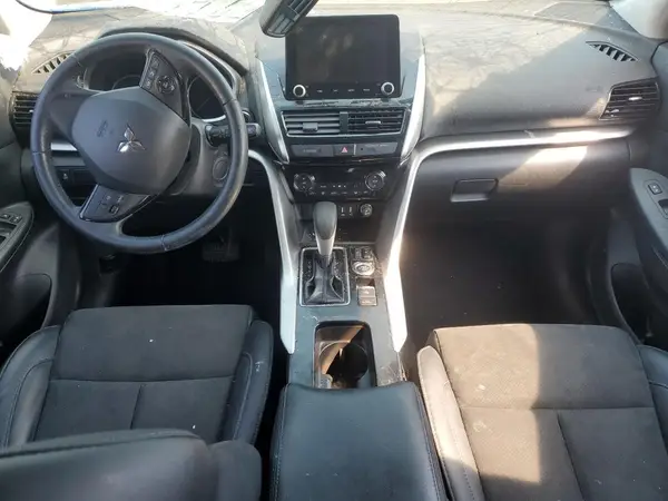 JA4ATWAA0NZ021739 2022 MITSUBISHI ECLIPSE CROSS - Image 8