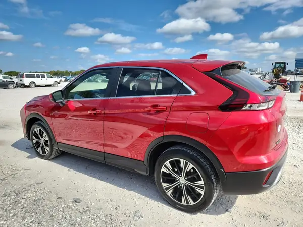 JA4ATWAA0NZ047371 2022 MITSUBISHI ECLIPSE CROSS - Image 2