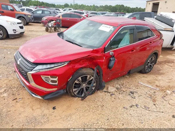 JA4ATWAA0NZ049413 2022 MITSUBISHI ECLIPSE CROSS - Image 2