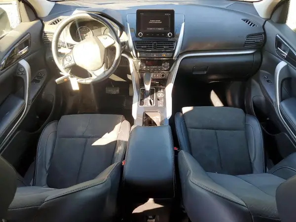 JA4ATWAA0NZ062209 2022 MITSUBISHI ECLIPSE CROSS - Image 8