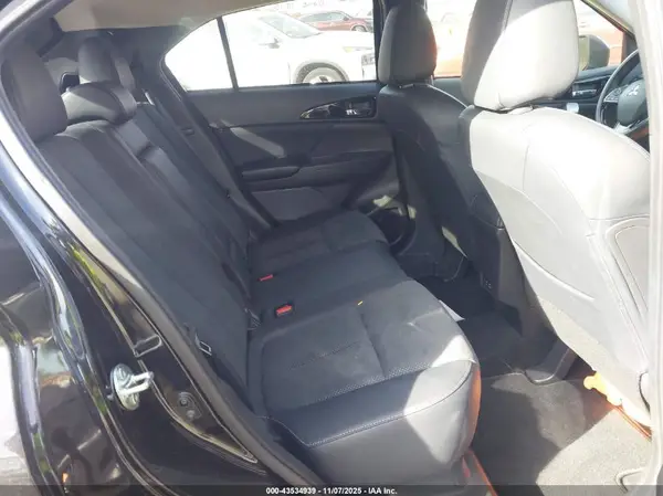 JA4ATWAA0RZ028714 2024 MITSUBISHI ECLIPSE CROSS - Image 8