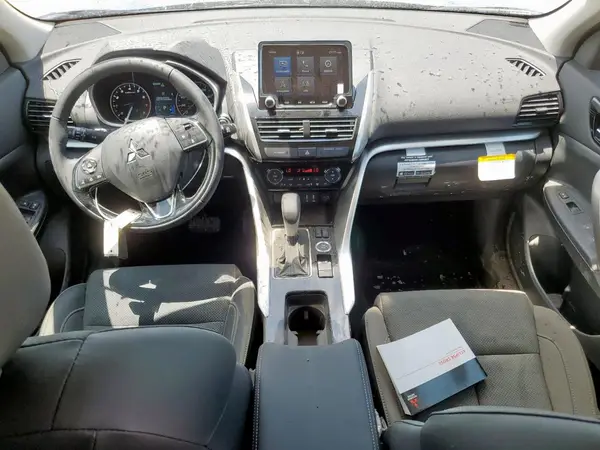 JA4ATWAA0SZ005424 2025 MITSUBISHI ECLIPSE CROSS - Image 8