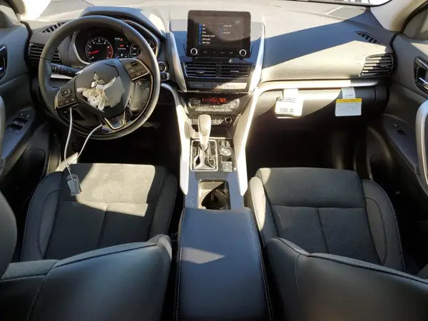 JA4ATWAA0SZ041548 2025 MITSUBISHI ECLIPSE CROSS - Image 8