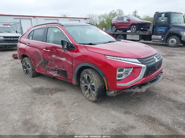 JA4ATWAA1NZ000964 2022 MITSUBISHI ECLIPSE CROSS - Image 1