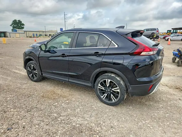 JA4ATWAA1PZ000353 2023 MITSUBISHI ECLIPSE CROSS - Image 2