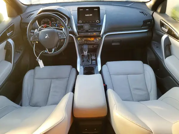 JA4ATWAA1PZ002829 2023 MITSUBISHI ECLIPSE CROSS - Image 8