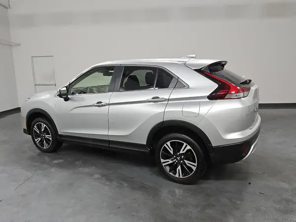 JA4ATWAA1PZ043820 2023 MITSUBISHI ECLIPSE CROSS - Image 2