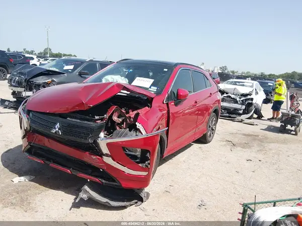 JA4ATWAA1RZ003854 2024 MITSUBISHI ECLIPSE CROSS - Image 2