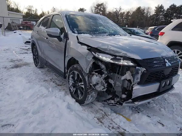 JA4ATWAA1RZ058384 2024 MITSUBISHI ECLIPSE CROSS - Image 1