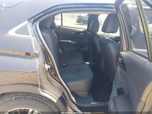 JA4ATWAA1SZ004475 2025 MITSUBISHI ECLIPSE CROSS - Image 8